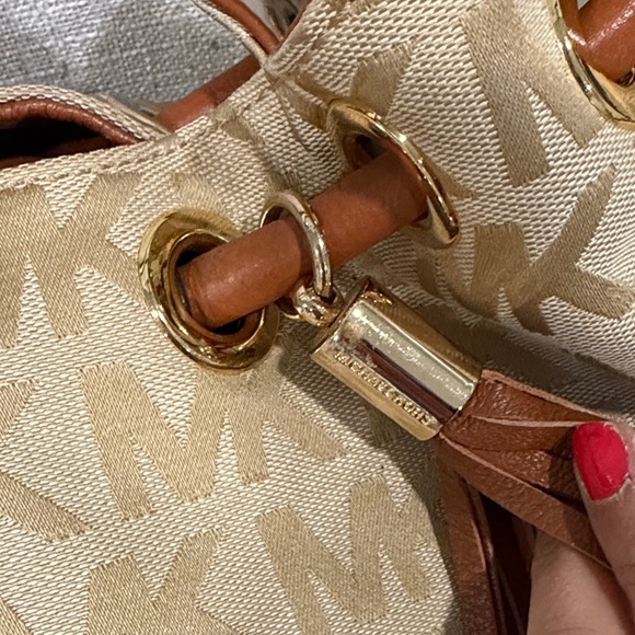 Michael Kors Beige and Brown Monogram Shoulder Bag - Picture 3 of 7